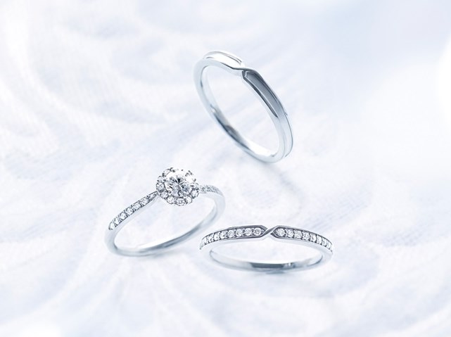 ブライダルリング　婚約指輪と結婚指輪　ポンテヴェキオ　フィオラート e02fi　プロメッサ m09pm