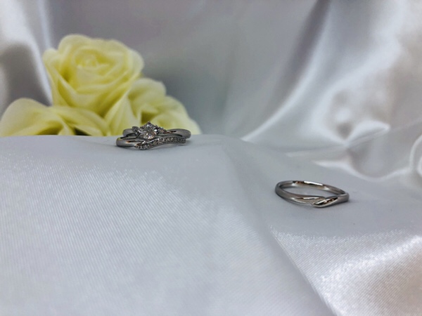 婚約指輪　結婚指輪　Quand de Mariage　
