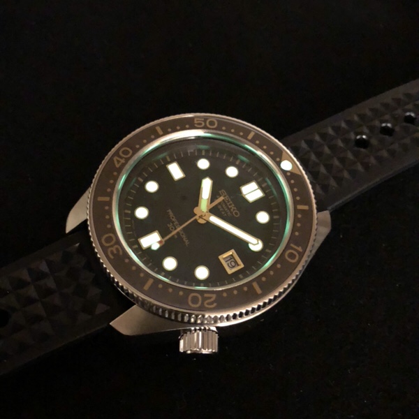 腕時計　SEIKO PROSPEX　SBEX007セイコー プロスペックス1968 メカニカルダイバーズ 復刻デザインの文字盤側