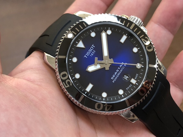 腕時計　tissot ティソT120.407.17.041.00の文字盤側