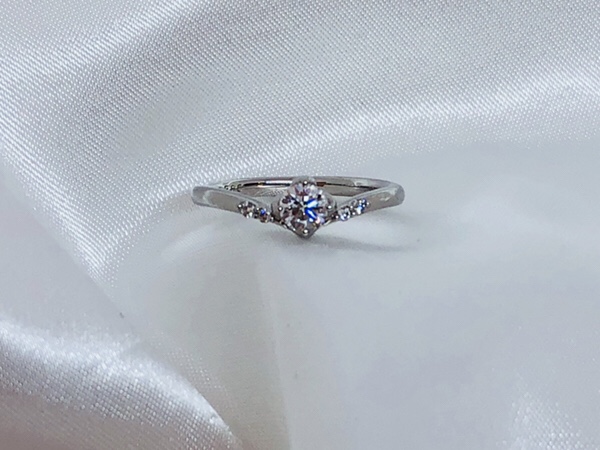 結婚指輪　婚約指輪　Mariage   フリージア　freesia