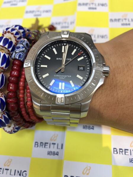 腕時計　ブライトリング　BREITLING COLT44オートマティック　auto