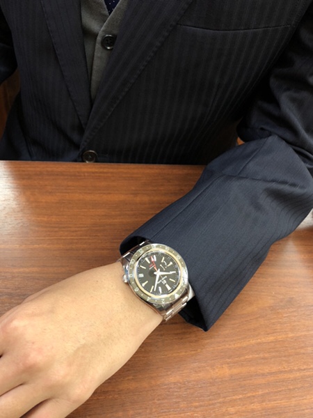 腕時計　グランドセイコー  マスターショップ限定モデル  SBGE201  スプリングドライブを着用