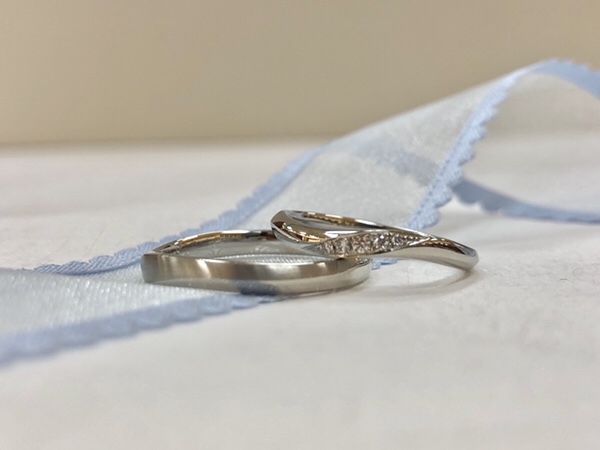 結婚指輪　婚約指輪　Something Blue　サムシングブルー　ラスター