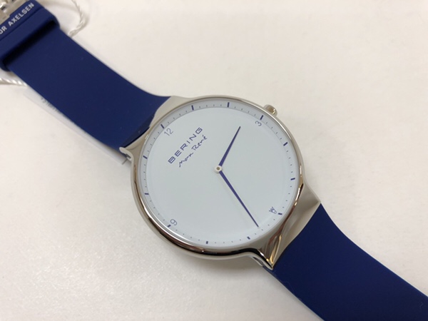 腕時計　ベーリング　BERING