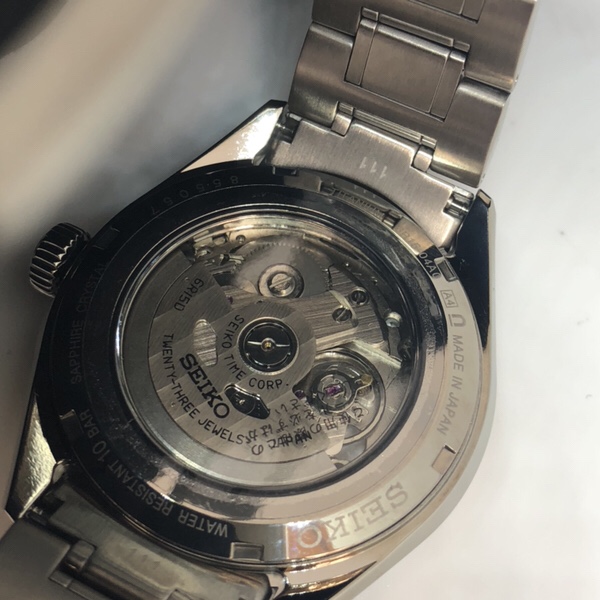 腕時計　セイコープレザージュSARX055の裏蓋側