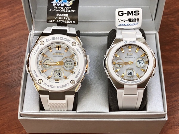 腕時計　g-shockGST-W300-7AJFとbaby-gMSG-W100-7A2JF