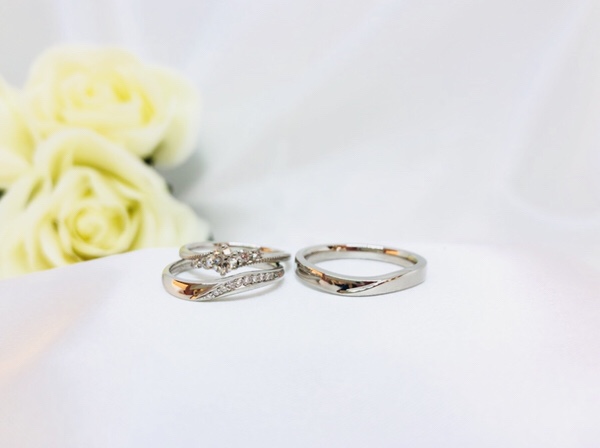 婚約指輪と結婚指輪　Mariage Presdici プレディスィ