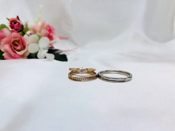 ブライダルリング　婚約指輪と結婚指輪 山城時計店オリジナルブランドのAvantageのトリニティとウイッシュ