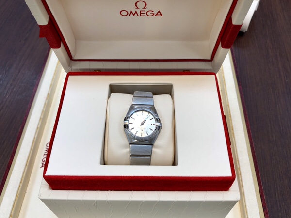 腕時計　OMEGA コンステレーション