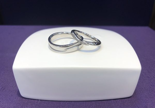 ブライダルリング　結婚指輪　俄「祈り」