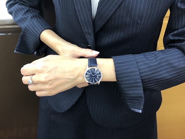 腕時計　OMEGA デヴィル トレゾア