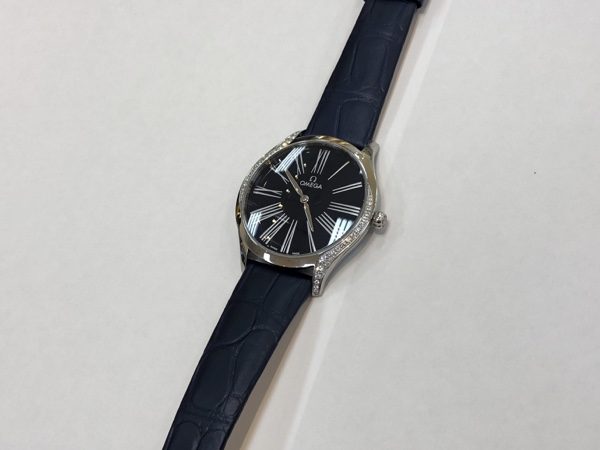 腕時計　OMEGA デヴィル トレゾア