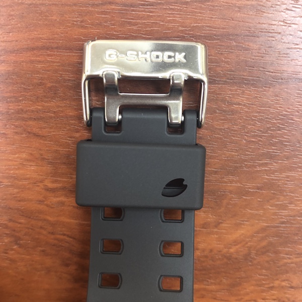 腕時計　g-shock GA-100TCB-1AJRのベルト側
