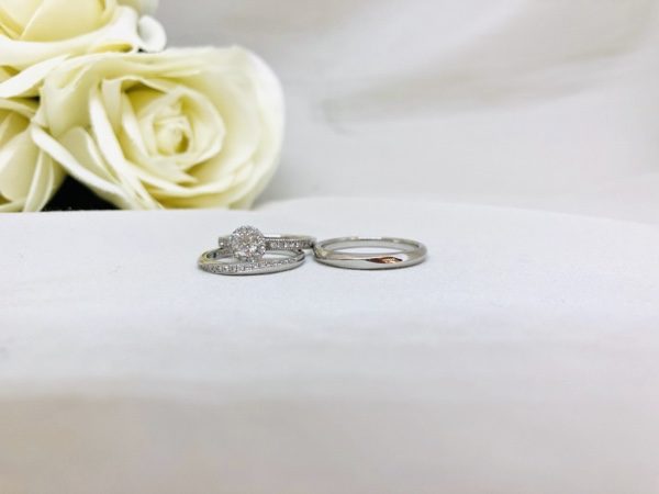 ブライダルリング　エンゲージリングとマリッジリング　婚約指輪と結婚指輪　Quand de Mariage（クワンドゥマリアージュ）Au Soleil　オ ソレイユ