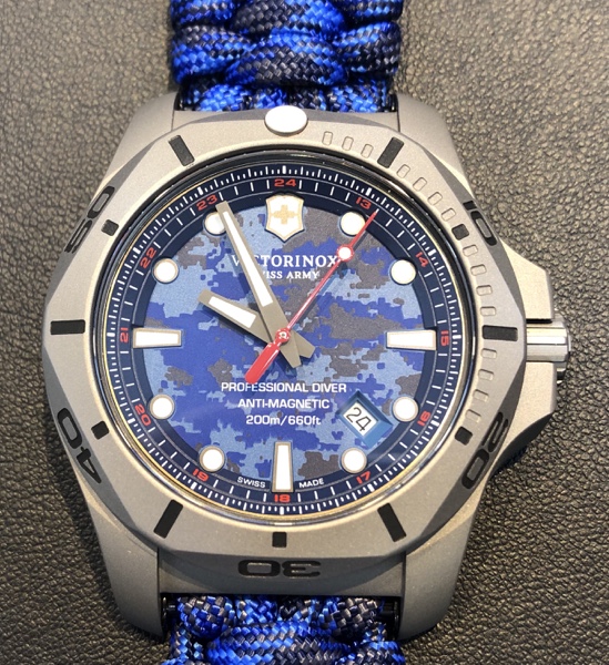 腕時計　VICTORINOX  I.N.O.X DIVER　241813