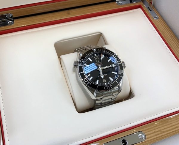 腕時計　OMEGA シーマスタープラネットオーシャン