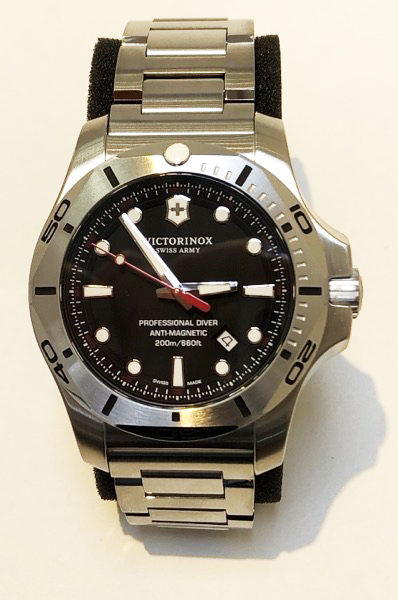 腕時計　ビクトリノックス　I.N.O.X. PROFESSIONAL DIVER　No.241781