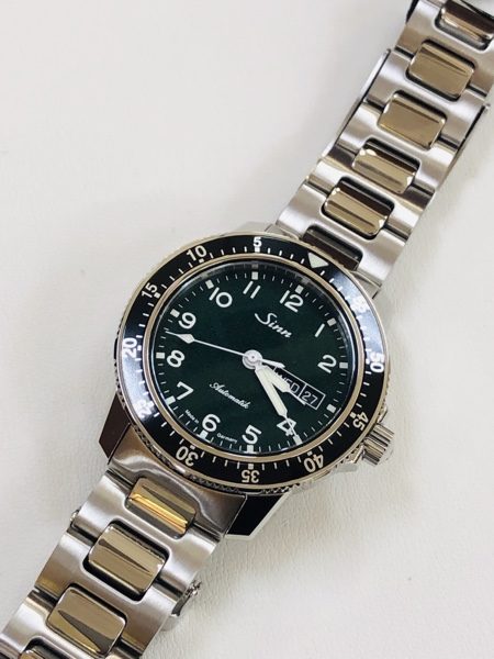 Sinn   世界限定500本モデル   104.ST.SA.G