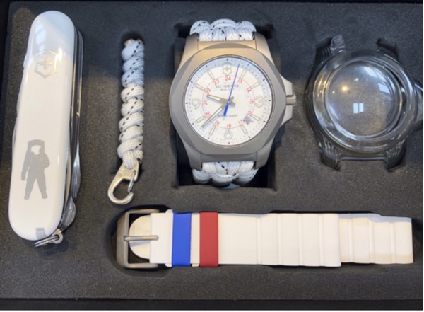 VICTORINOX I.N.O.X TAITANIUM SKY HIGH LIMITED EDTISION 