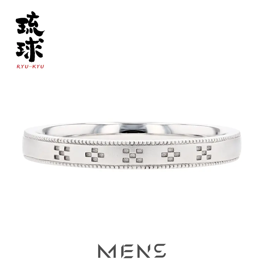 山城時計店 琉球 みるくくる ハーフエタニティ 結婚指輪 メンズ(滑らかな質感のプラチナ内甲丸)