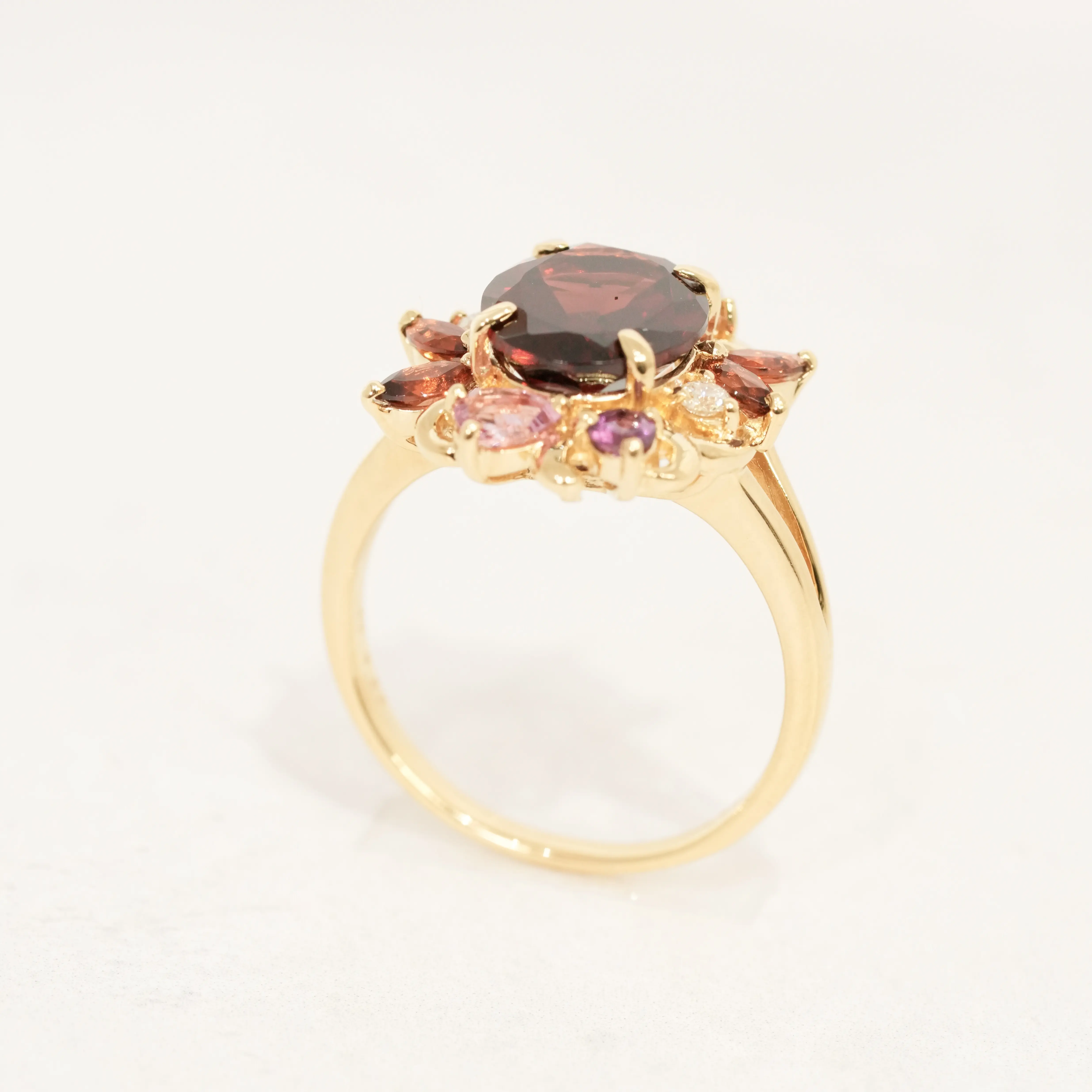 深紅の彩りが咲く 華やかなガーネット K18リング ディテール画像 2