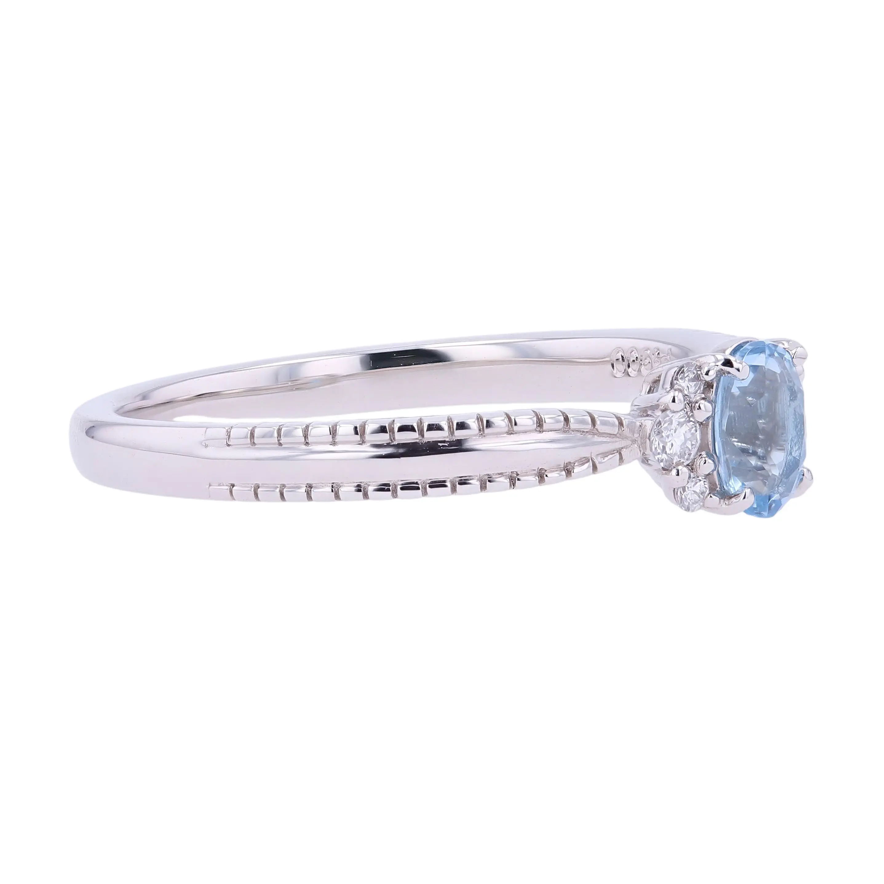 瑞々しい彩りに寄り添う 0.28ct アクアマリン PTリング #01001 全体画像